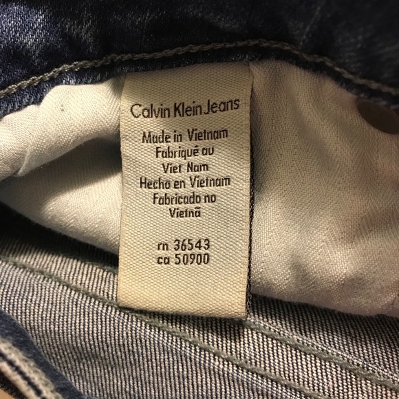 ☀️SOLD☀️☀️☀️☀️.   Calvin Klein Shorts - Picture 6 of 8